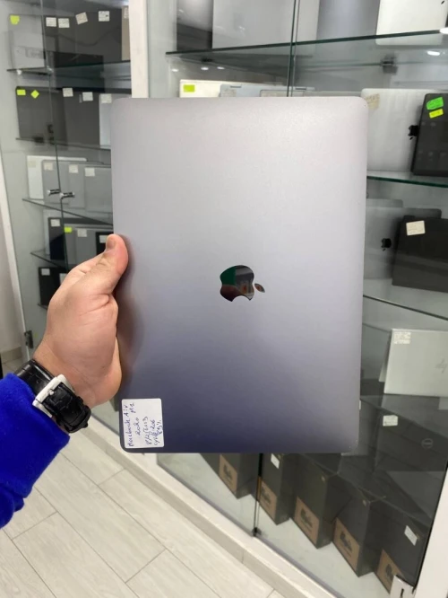 MACBOOK AIR M1 08RAM 256SSD CYCLE 206 BATTERIE 89%
