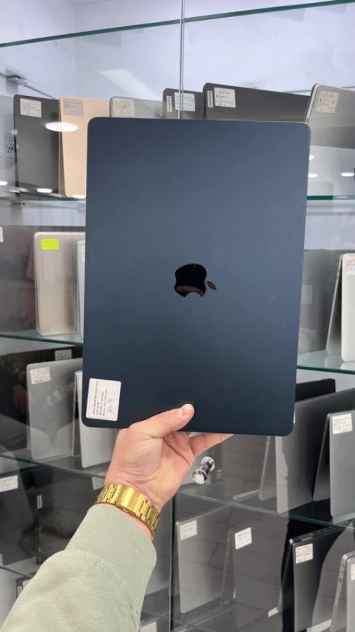 MACBOOK AIR 2023 M2 15'' 08RAM 512 SSD BATTERIE 89%