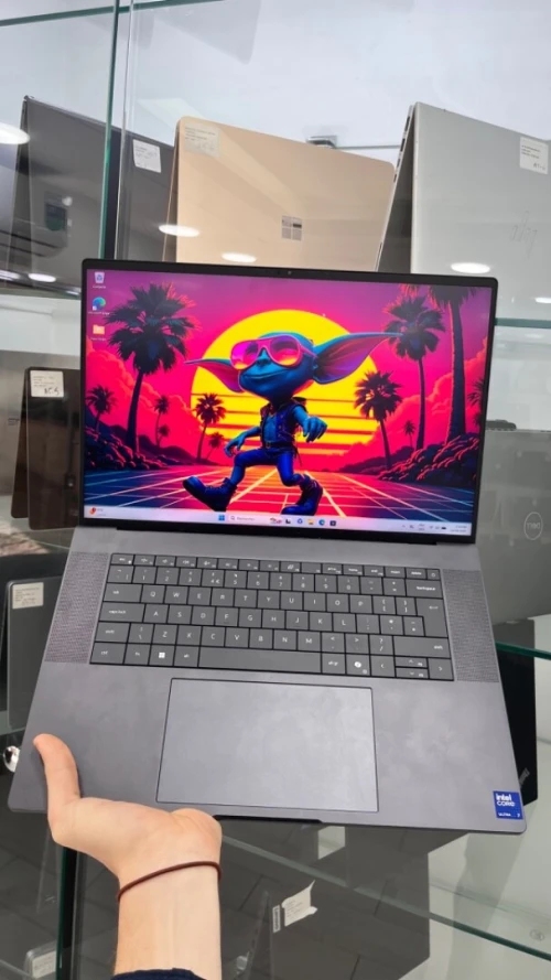 DELL PRO MAX 16 PREMIUM  Ultra 7 265H 32RAM 512SSD  INTEL Pro 140T  16'' FHD+ BATTERIE 98% CYCLE 12 TRES BON ETAT  GARANTIE 06 MOIS  A1-5