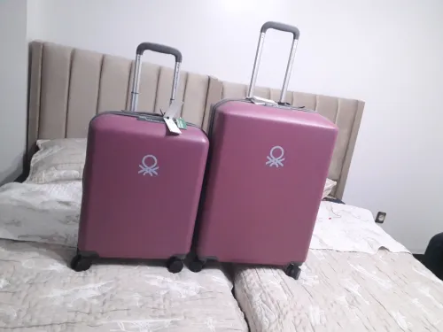 Valises originales de marque DELSEY  et American Tourister importées de France