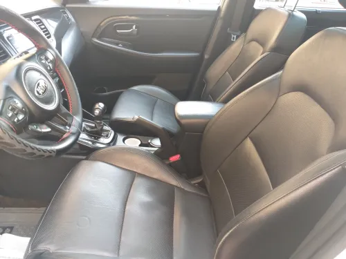 Kia Carens 2015 Luxe