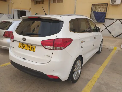 Kia Carens 2015 Luxe
