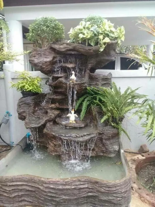 Decoration cascade