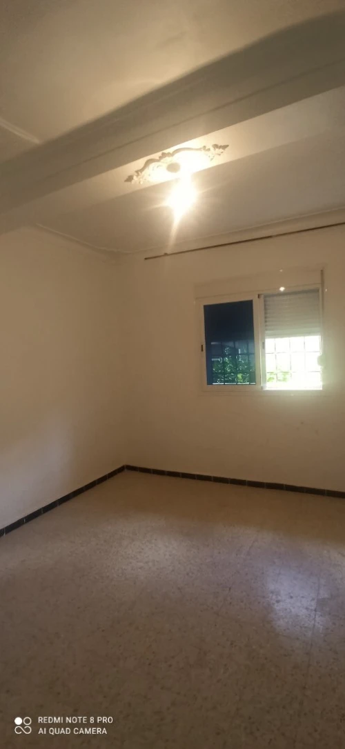 Location Appartement Niveau de villa F4 Alger Souidania