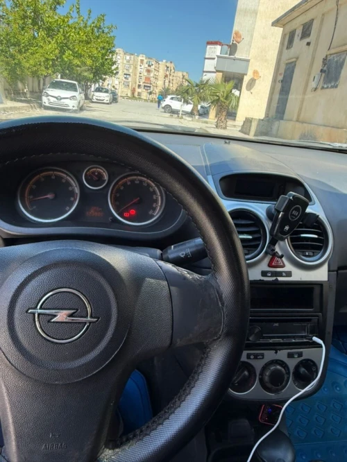 Opel Corsa 2011 