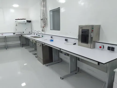 Paillasse pour laboratoire 