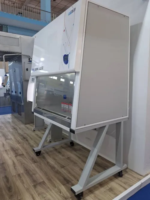PSM (Poste de sécurité microbiologique Classe A type II) 