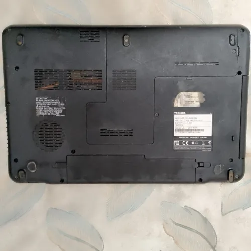 Pc portable TOSHIBA SATILITE 660C