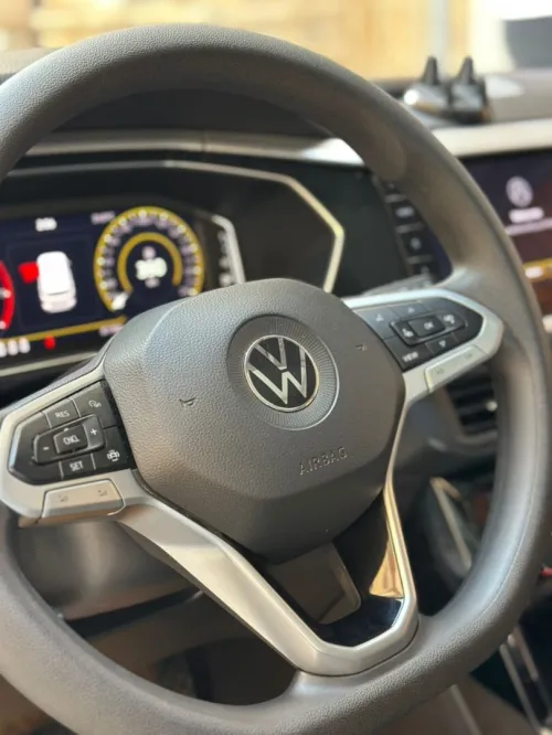 Volkswagen tacqua 2023 