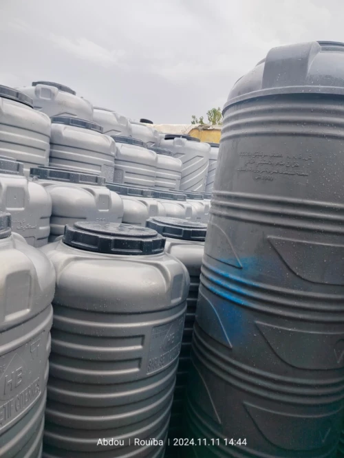 Citernes plastique votre eau de 200 litres à 10 000 litres