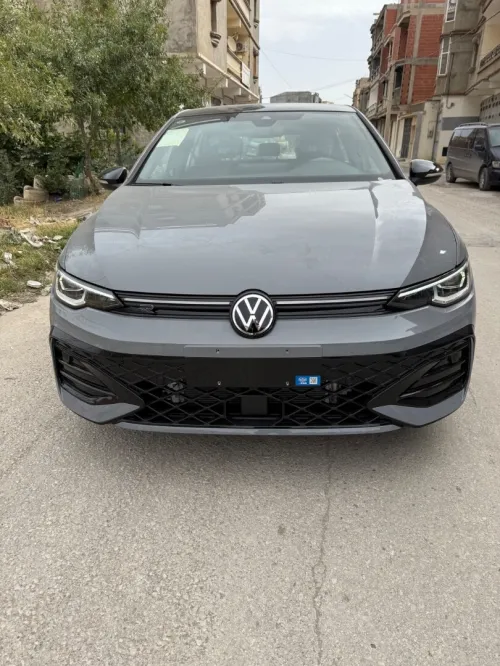 Volkswagen Golf 8.5 2025 R lien