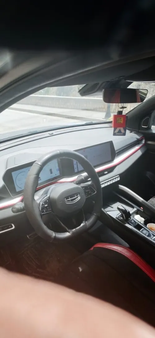 Geely Coolray 2024 Batel