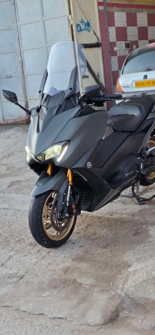 Tmax 560 tech max 560 2021