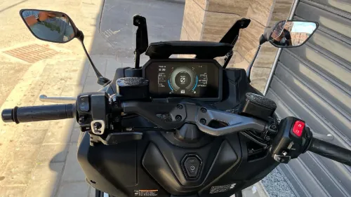 Tmax 563 2026 Tmax 563 2026