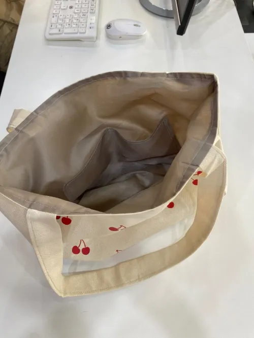Tote bag 