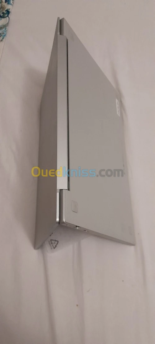 Galaxy book go 