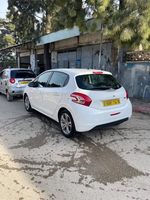 Peugeot 208 2014 Active