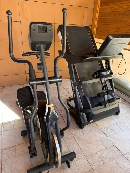Tapis de course et vélo elliptique 