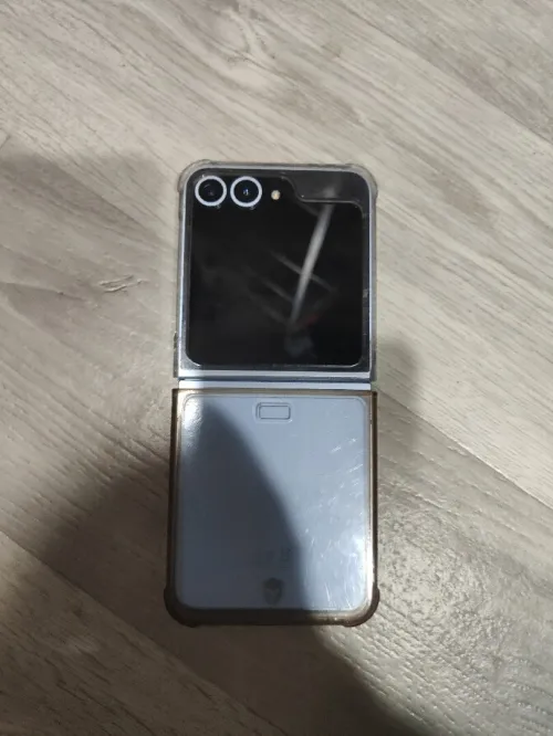 Samsung Z flip6