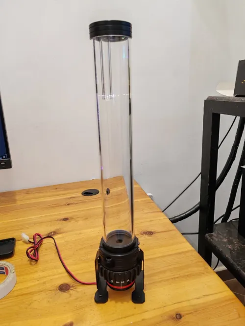 Watercooling Custom Pompe D5 & Réservoir