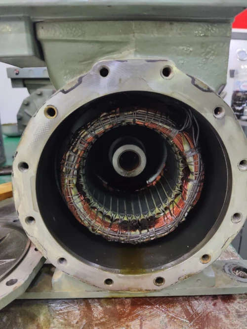 صيانة الات صناعية Maintenance des machines industrielles