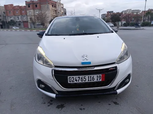 Peugeot 208 2016 Allure Facelift