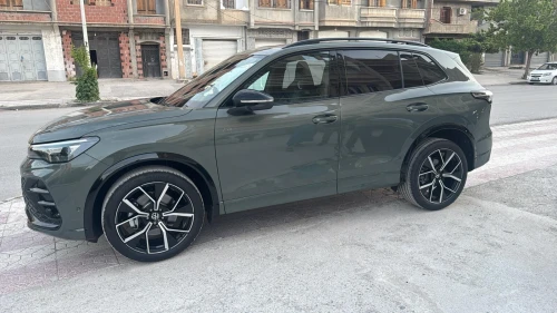 Volkswagen Tiguan 2025 R line