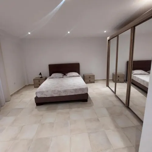 Location Appartement Niveau de villa F3 Alger Hydra