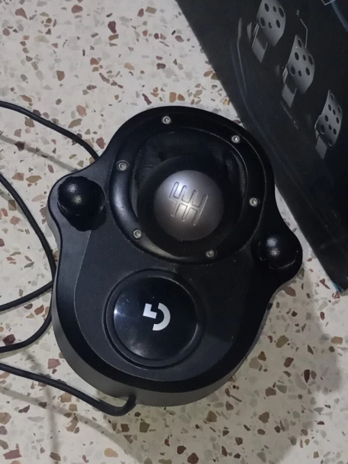 Logitech G29 Driving