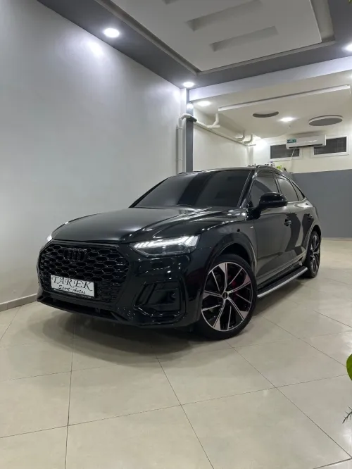 Audi Q5 2024 Quattro SLINE
