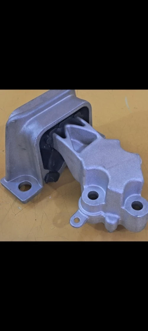 Support moteur twingo 2 1.2 16v 