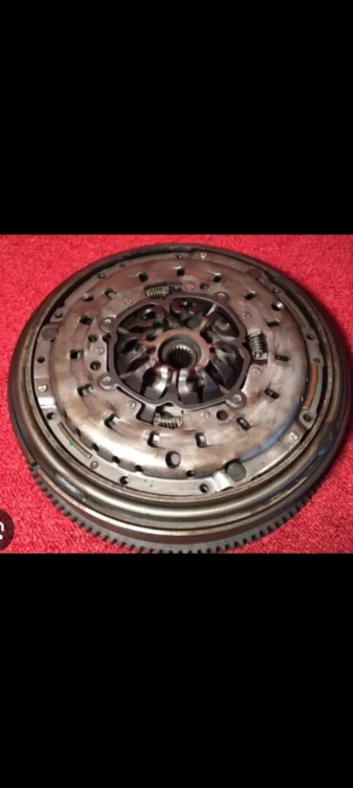 Volant moteur avec kit embrayage megane 4 1.6 dci 