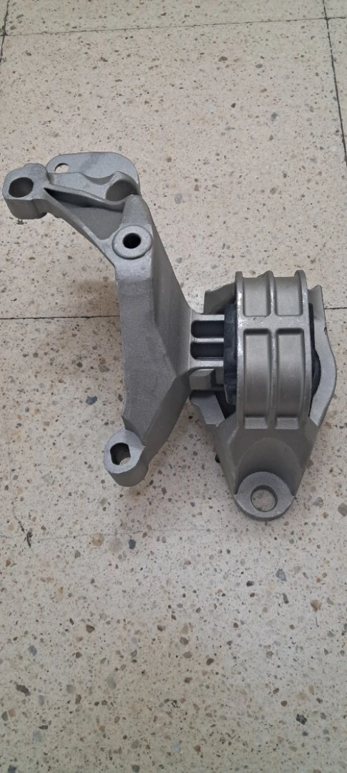 Support moteur duster 1.6 16v 2013