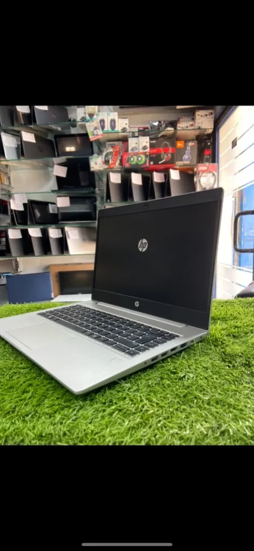 Laptop hp probook i5 7eme 14,6" 8/16Gb 256/512Gb plus les cadeaux