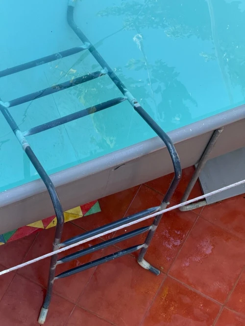 Piscine hors sol 