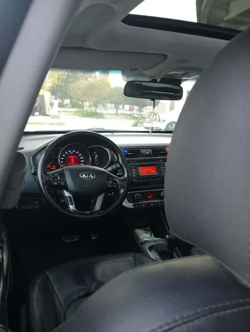 Kia Rio 5 portes 2015 
