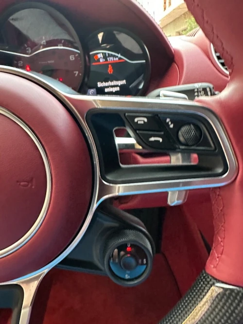 Porsche Boxster 718 2025 Style plus édition carbone