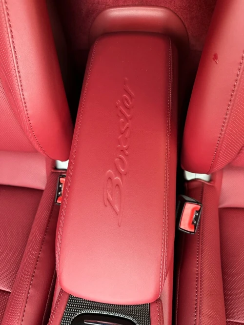 Porsche Boxster 718 2025 Style plus édition carbone
