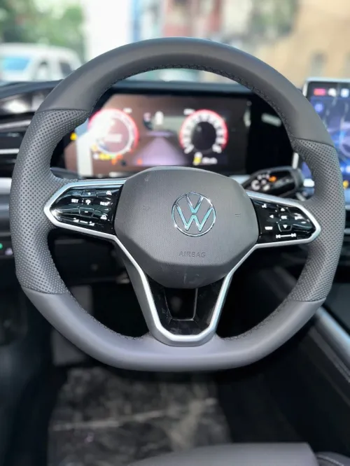 Volkswagen Passat 2026 PRO