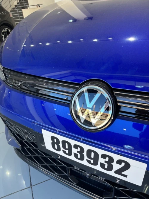 Volkswagen Golf 8 2025 R-Line