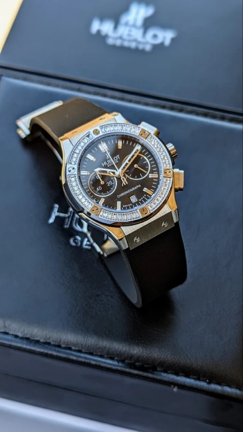 Montre Hublot Femme  Big Bang Chronographe (Coffret) 