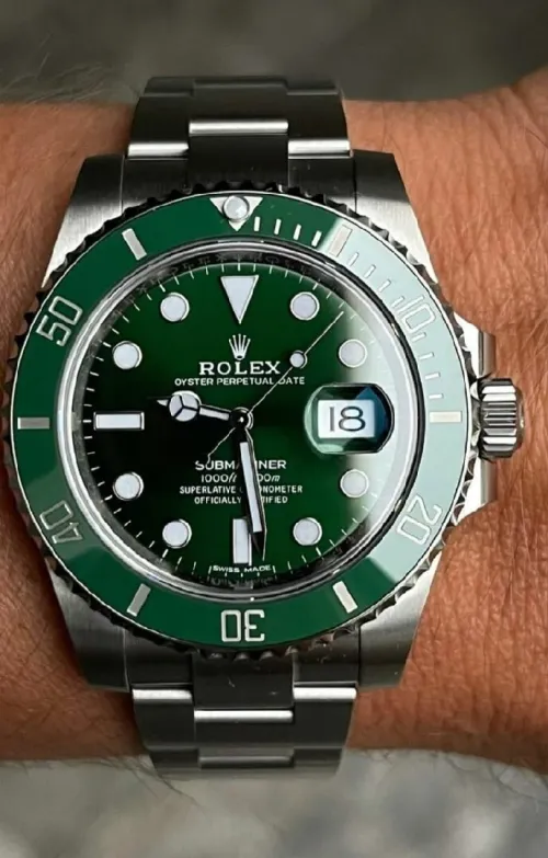 Montre Rolex Submariner Hulk (CLEAN)