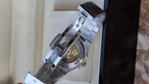 Montre Patek Philippe Nautilus bleu