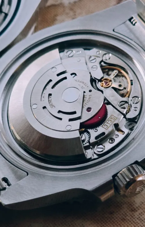 Montre Rolex Submariner Hulk (CLEAN)