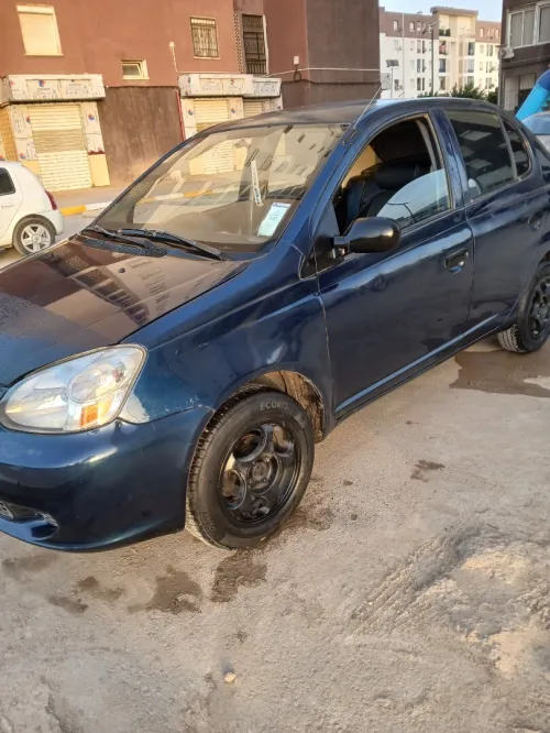 Toyota Echo 2004 Tout optione