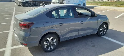 Dacia logan 2025 extrême
