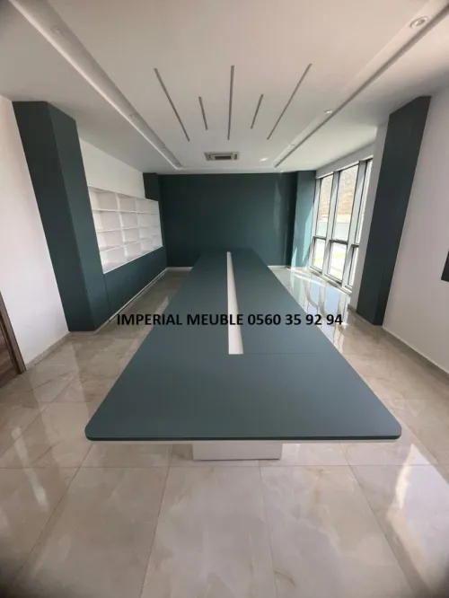 Table de réunion 6m / Armoire a étagères
