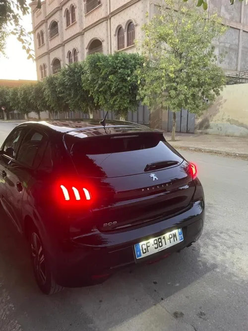 Peugeot 208 2022 Allure Facelift