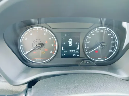 Livan X3 Pro  2026 Automatique (Avec toi ouvrant )