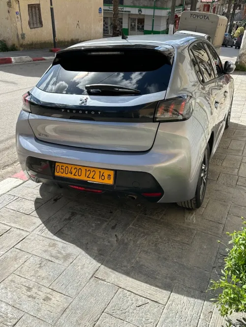 Peugeot 208 2022 Allure